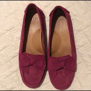 Ugg fushia loafers